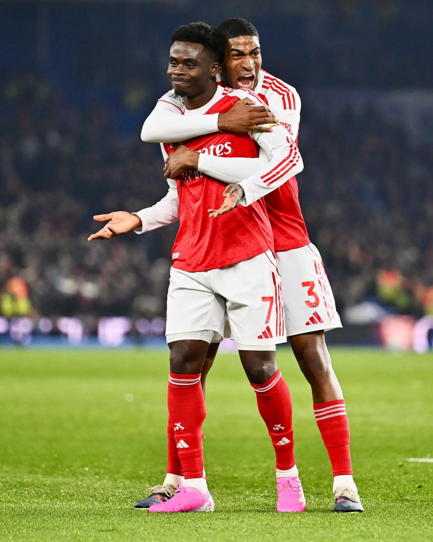 世界杯客户端更新说明-里程碑战攻入制胜球,萨卡赛后社媒:300次出场啦!