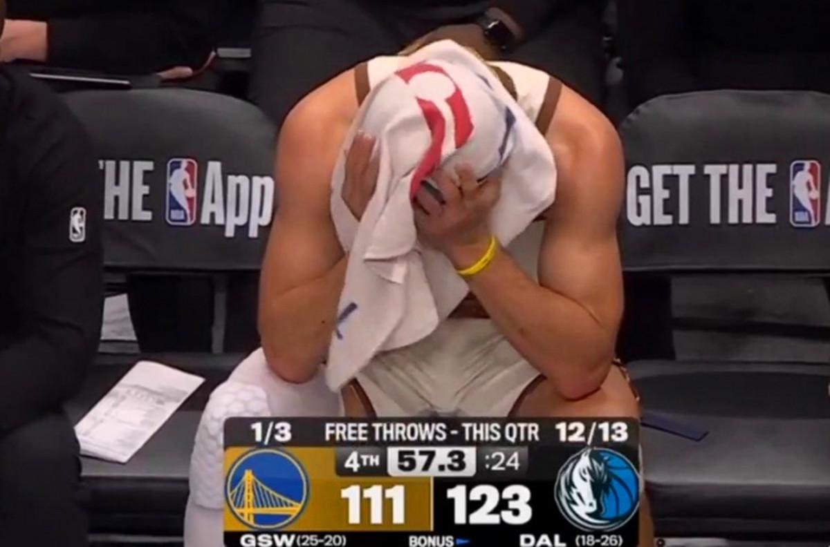 世界杯官方直播软件下载-库里38分勇士仍连败！巴特勒报销放大4项短板 库明加伤退雪上加霜