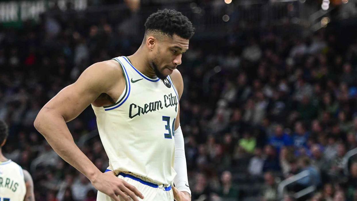 世界杯比赛直播地址-字母哥伤情更新:无复出时间表但不赛季报销,雄鹿雪上加霜