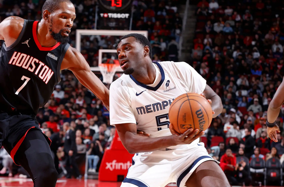 世界杯手机高清观看入口-面对火箭不断打铁，灰熊替补后场这样的状态还能留在轮换阵容中？