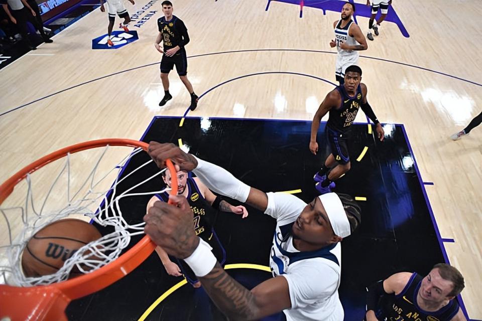 世界杯比赛直播地址-连续两场打出灾难级表现，森林狼锋线大家的状态怎么突然下滑了？