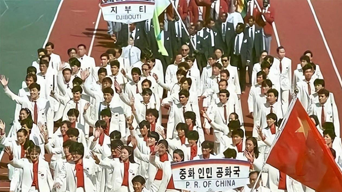 世界杯赛事直播官网app下载-韩国人有多不要脸？1988年，打造史上最黑暗的一届奥运会！|韩国选手|黑哨|夏季奥林匹克运动会|奥林匹克精神|裁判_新浪体育_新浪新闻
